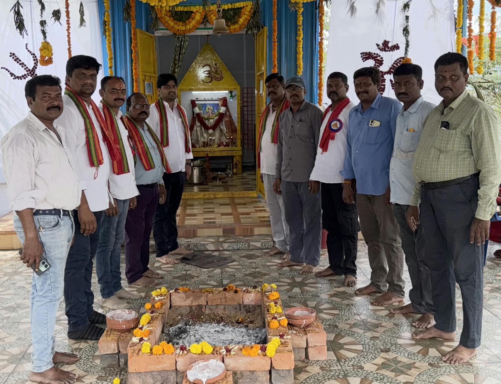 కిష్టారం ఓసీలో దుర్గామాతను దర్శించుకున్న ఐఎన్‌టీయూసీ వైస్ ప్రెసిడెంట్ కోటేశ్వరరావు